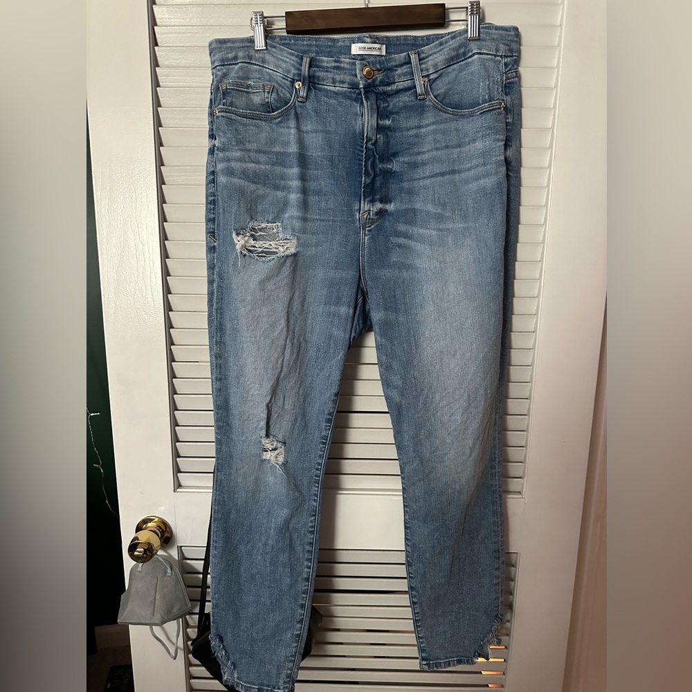 Good American Good Legs jeans